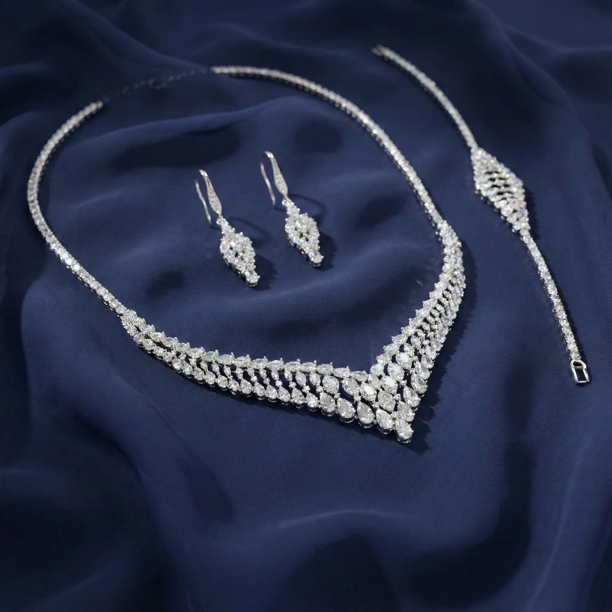 سرویس زنانه سینه ریز پایه جواهر